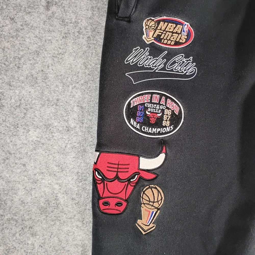 Mitchell & Ness Chicago Bulls Black Jogger Sweatpants NBA Finals Patches Mens S‎